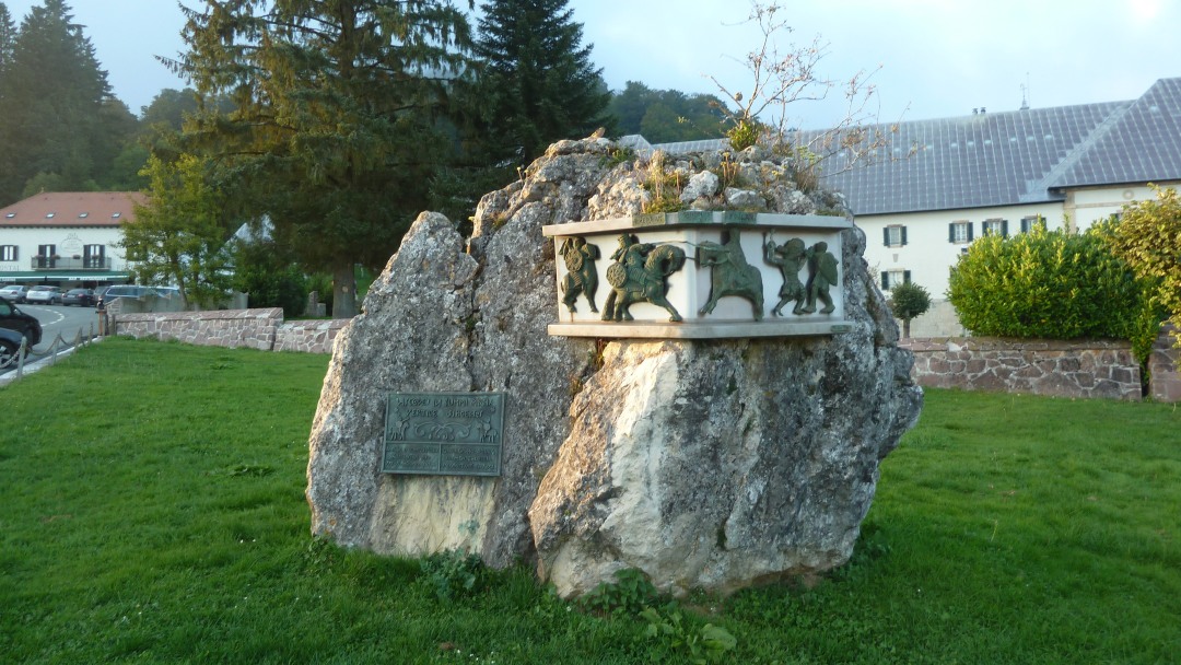Battle of Roncesvalles Monument